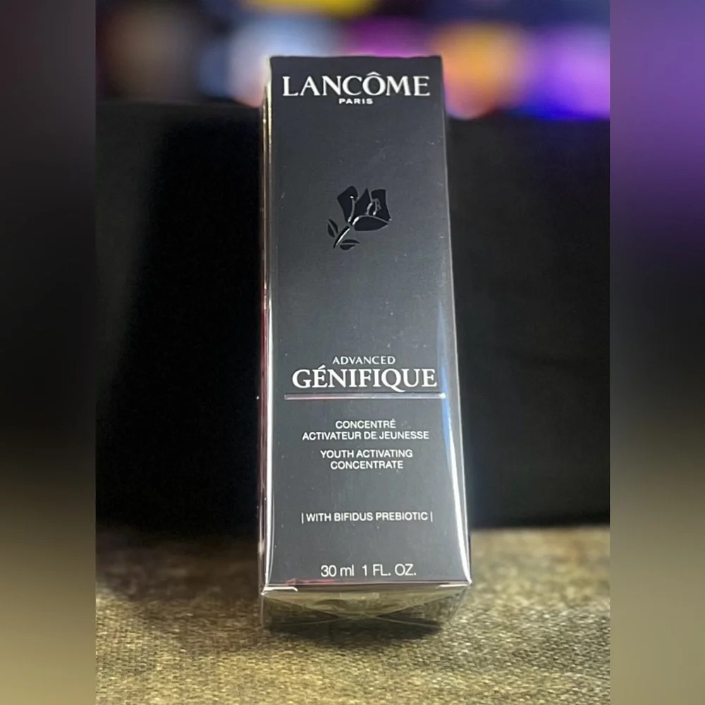 LANCÔME Advanced Génifique Youth Activating Concentrate Face Serum 1.0 fl. oz. - Picture 4 of 9